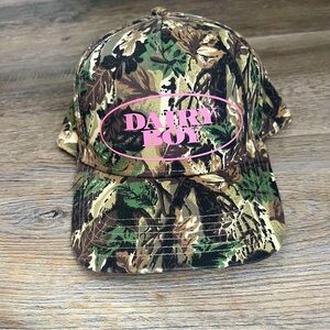 NWOT Dairy Boy classic camo & pink hat